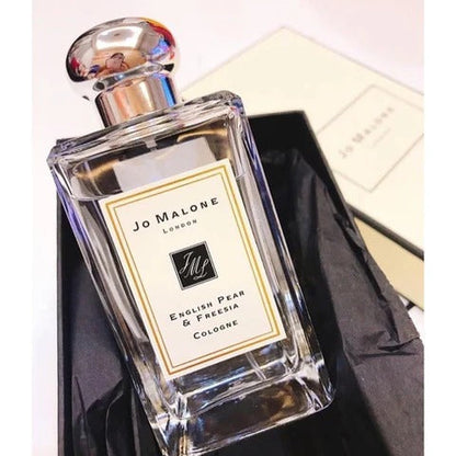 JO MALONE LONDON Limited Edition English Pear & Freesia Cologne